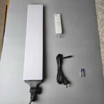 نور ثابت ال ای دی مدل RL100-8806 به همراه سه پایه نگهدارنده
